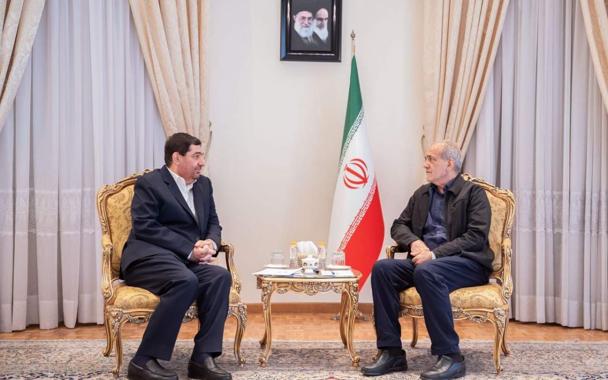 Acting president briefs Iran’s president-elect on executive affairs