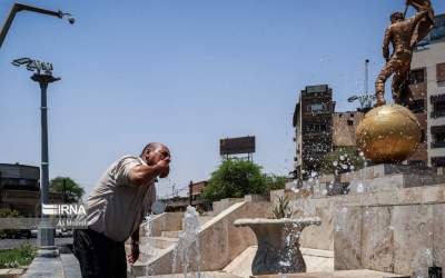 Iran shuts down for Sunday because of extreme heat