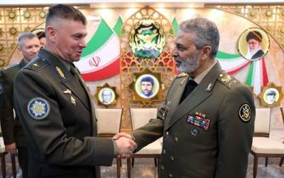 Belarus’ Air Force chief meets Iranian commanders to discuss defense ties