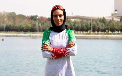 Female Iranian athlete wins gold in Asian rowing games