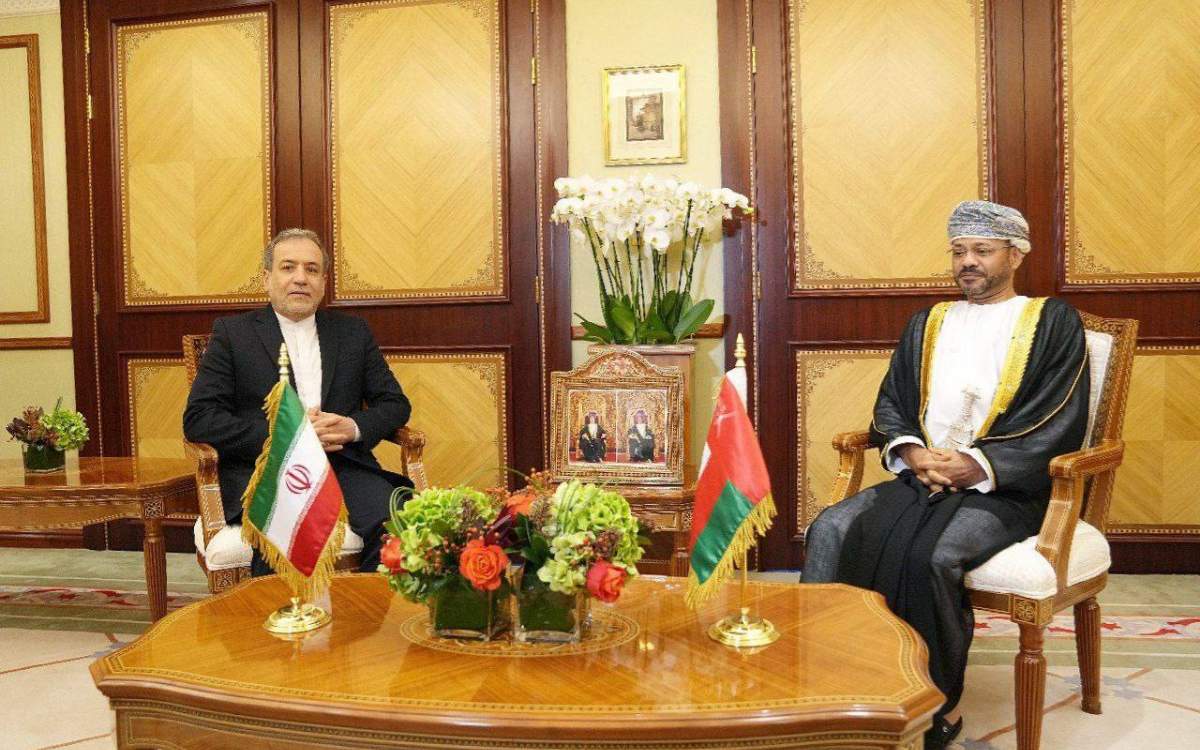 Iranian, Omani FMs discuss latest developments in region