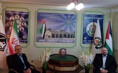 President Pezeshkian visits Hamas office in Tehran to pay tribute to Sinwar