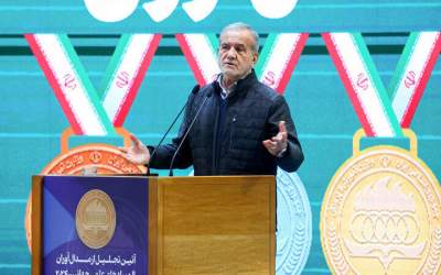 Iran can overcome problems with help of talented youth:Pezeshkian