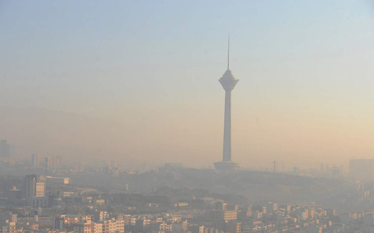 استاندار تهران: برای حل مشکل آلودگی هوا نیازمند سند جامع حمل و نقل هستیم