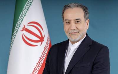 Iran, China "friends in times of hardship" : FM Araghchi