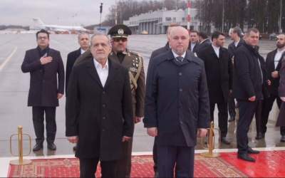 Iran president arrives in Russia to sign partnership pact