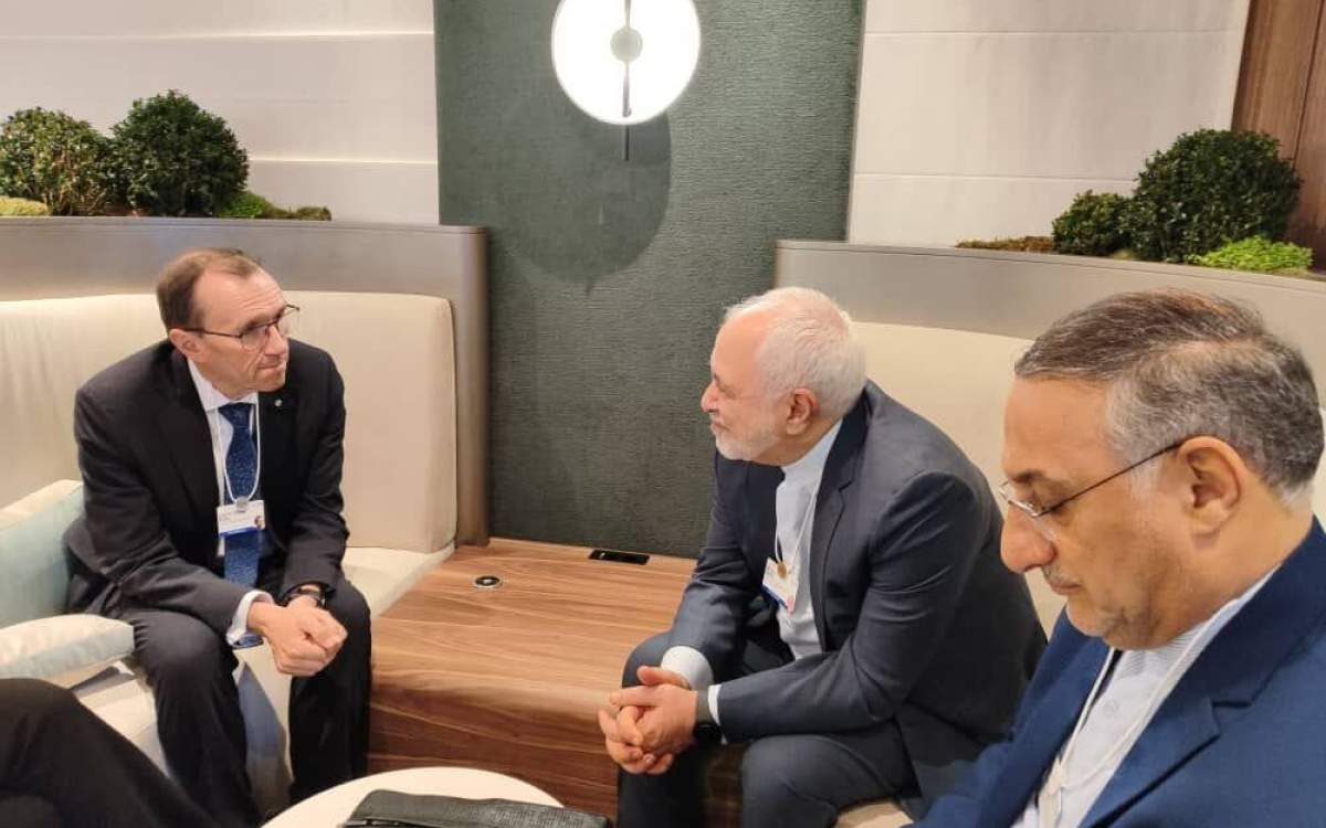 Zarif discusses regional developments, bilateral ties with Norwegian FM