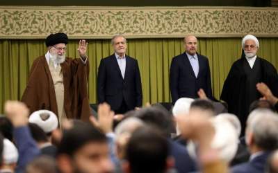 Leader of the Islamic Revolution Ayatollah Seyyed Ali Khamenei (L) meets with a number of Iranian officials and ambassadors from Islamic countries in Tehran on January 28, 2025.