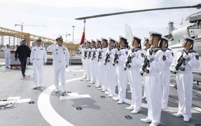 Iran’s navy chief visits Chinese, Russian warships