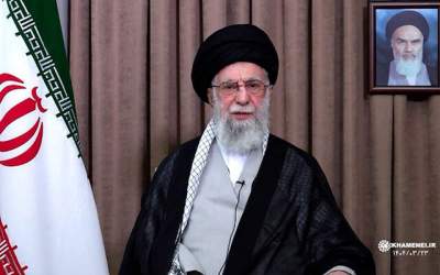 رهبر انقلاب اسلامی، آیت الله سیدعلی خامنه‌ای.